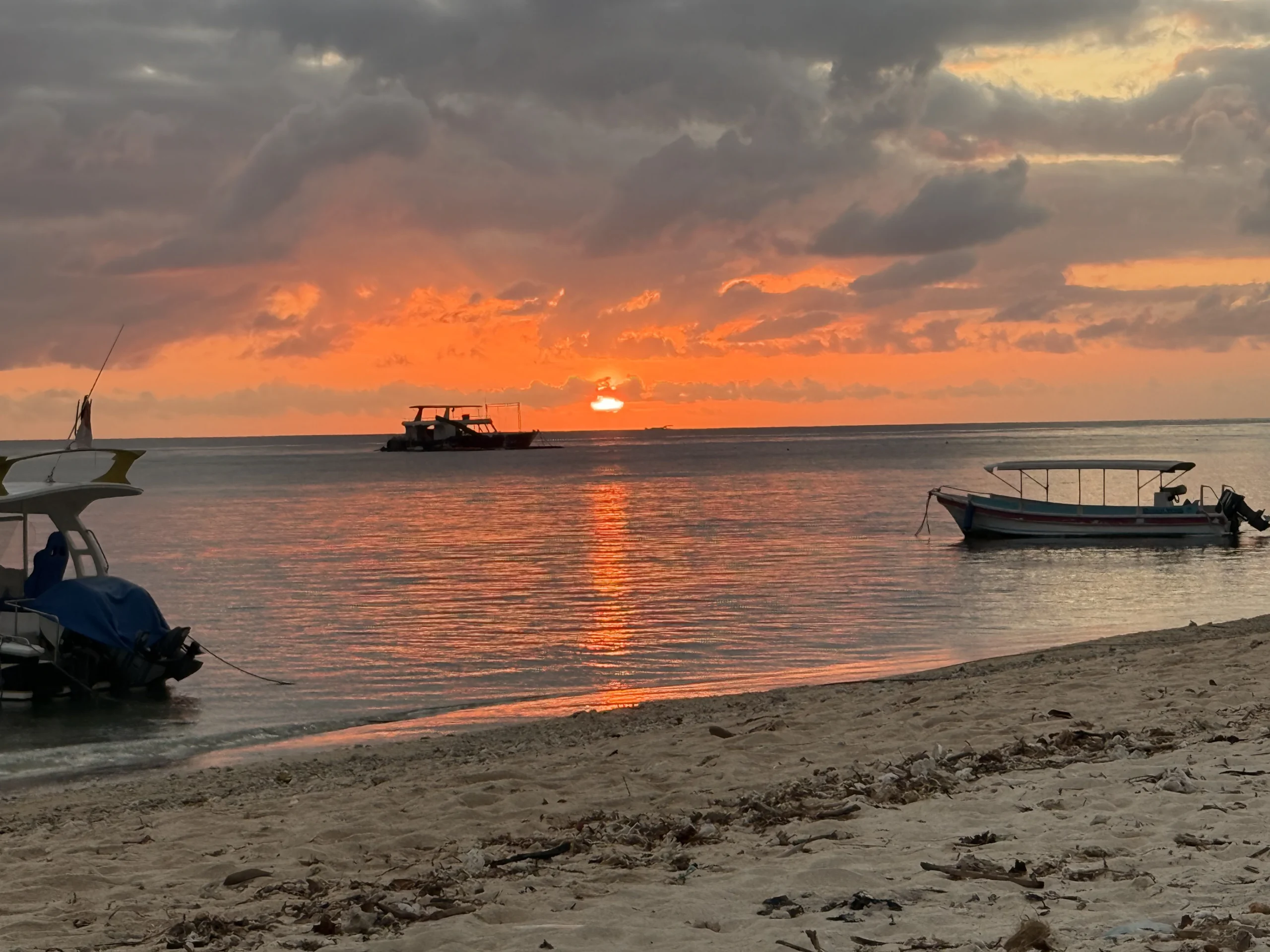 hot yoga Nusa Lembongan